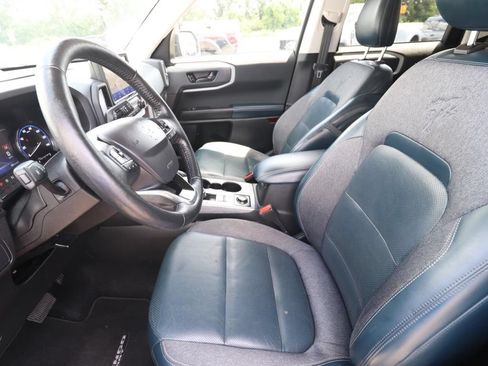 Used 2021 Ford Bronco Sport Outer Banks w/ Outer Banks Package (96D) AWD/4WD image 2