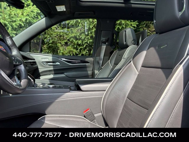 Used 2024 Cadillac Escalade Sport w/ LPO, ONYX Package AWD/4WD image 29