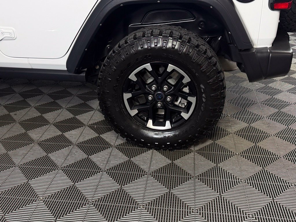 Used 2024 Jeep Wrangler Unlimited Rubicon 4xe w/ Safety Group AWD/4WD image 12