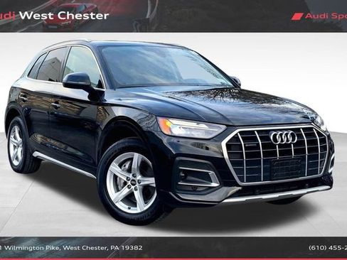 Used 2023 Audi Q5 2.0T Premium w/ Convenience Package image 1