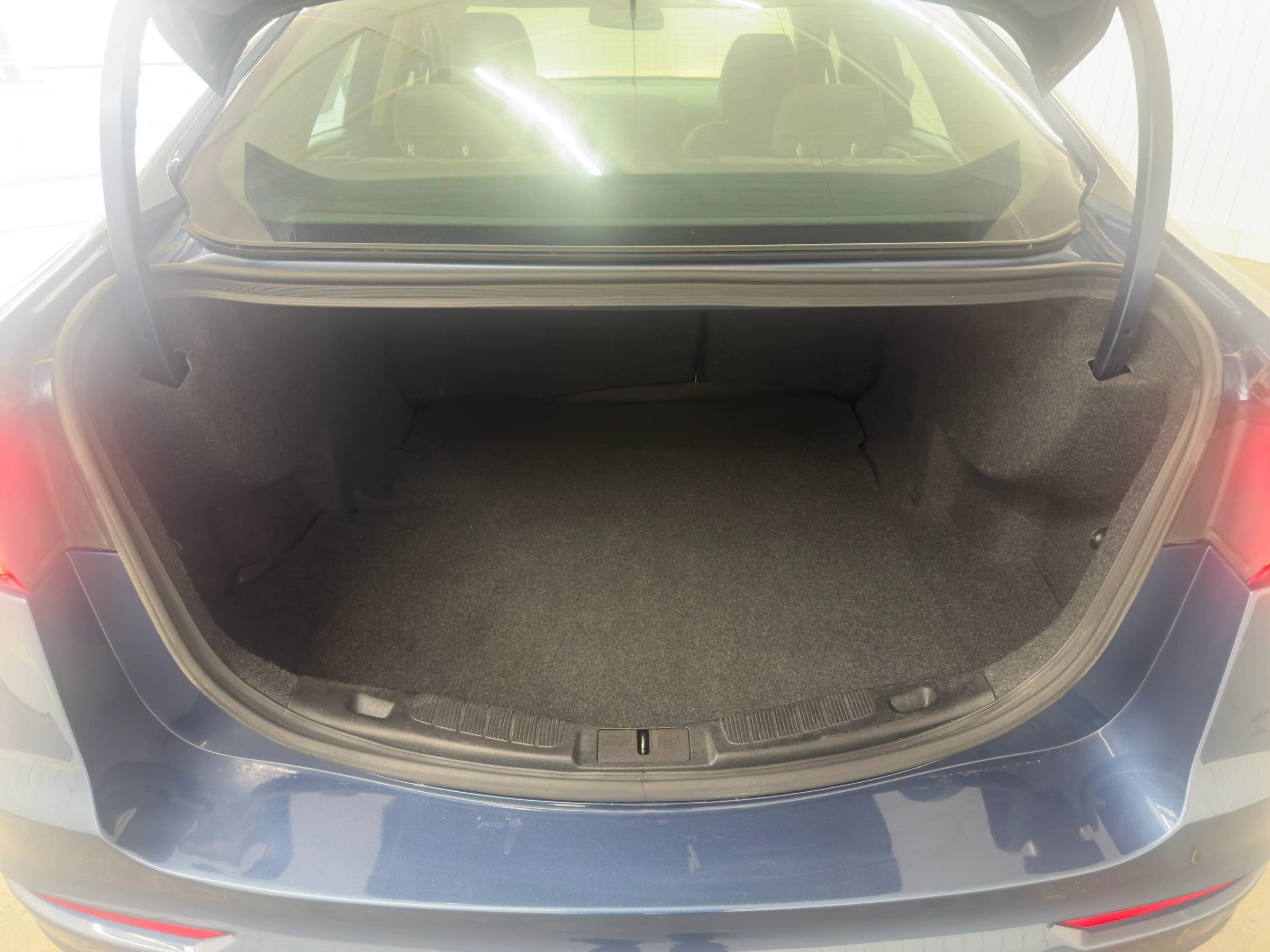 Used 2019 Ford Fusion S FWD image 13