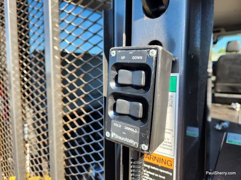 Used 2020 Ford Transit 350 XL image 35