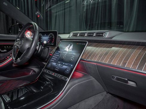 Certified 2022 Mercedes-Benz S 580 S 580 4MATIC&reg; Sedan image 16