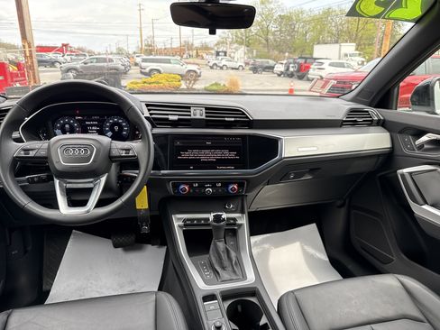 Used 2025 Audi Q3 2.0T Premium AWD/4WD image 14