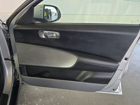 Used 2023 Hyundai Ioniq 6 SE image 22