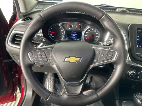 Used 2020 Chevrolet Equinox LT FWD image 27