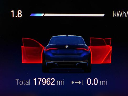 Used 2023 BMW i4 eDrive35 w/ Premium Package RWD image 32