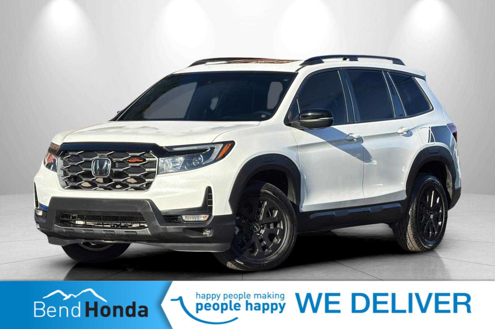 Used 2023 Honda Passport TrailSport image 1