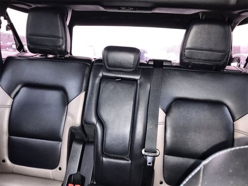 Used 2023 Ford Bronco Wildtrak image 21