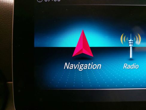 Used 2019 Mercedes-Benz C 300 Sedan image 24