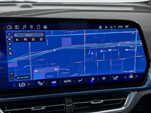 Used 2024 Chevrolet Equinox EV LT image 22