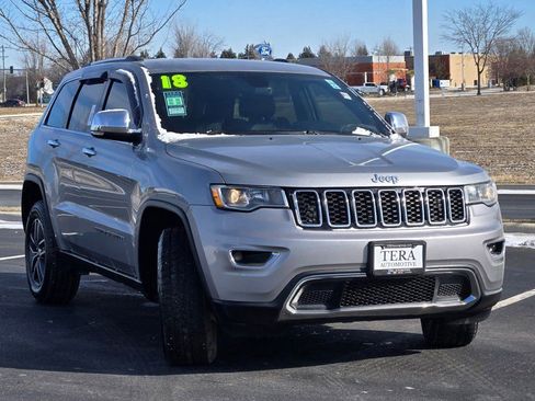Used 2018 Jeep Grand Cherokee Limited image 3