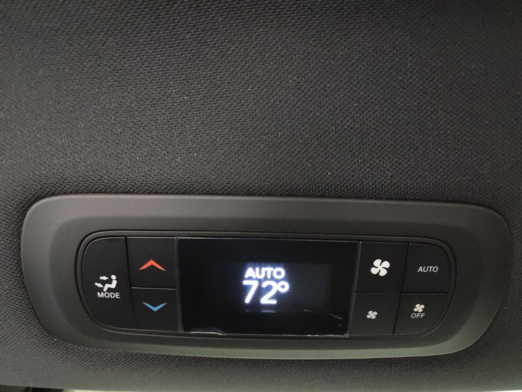 New 2026 Chrysler Pacifica Select w/ S Appearance Package FWD image 29
