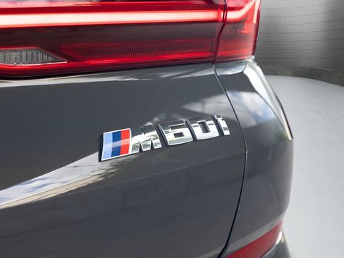 Used 2024 BMW X6 M60i AWD/4WD image 19