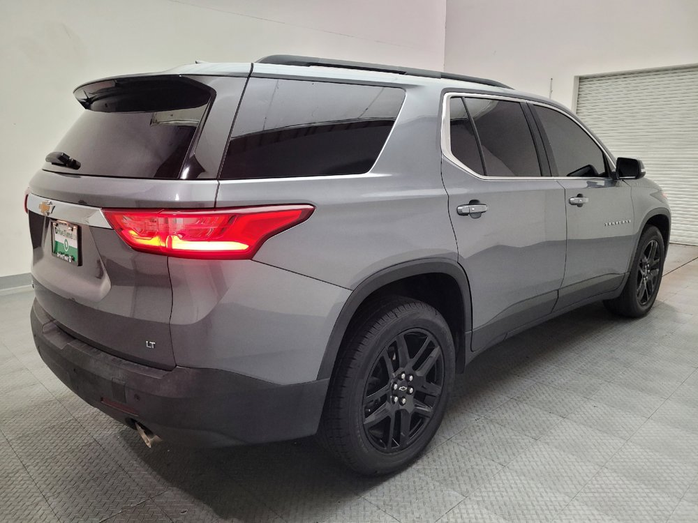 Used 2021 Chevrolet Traverse LT FWD image 9