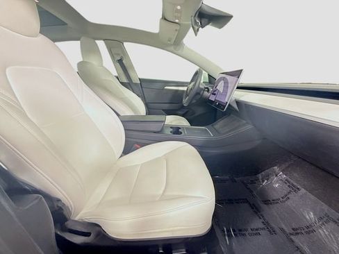 Used 2023 Tesla Model 3 Standard Range image 28