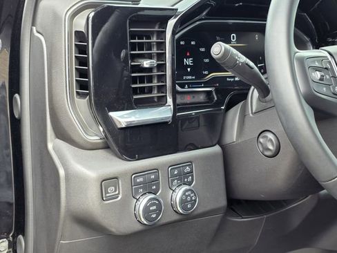 Used 2024 GMC Sierra 1500 SLT w/ SLT Premium Plus Package image 19