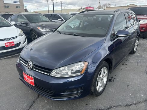 Used 2015 Volkswagen Golf TDI S image 2