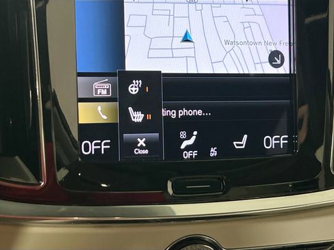 Used 2022 Volvo S60 T8 R-Design Expression w/ Premium Package image 21