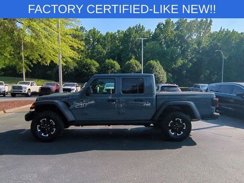 Certified 2025 Jeep Gladiator Rubicon w/ Convenience Group AWD/4WD image 2