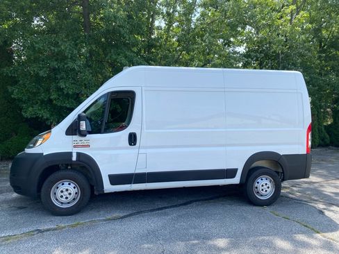 Used 2021 RAM ProMaster 1500 w/ Convenience Group FWD image 2