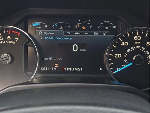 Used 2015 Ford F150 Lariat image 18