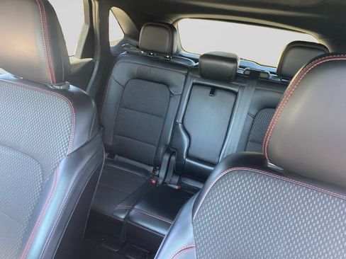 Used 2024 Ford Escape ST-Line w/ Tech Pack #1 AWD/4WD image 12