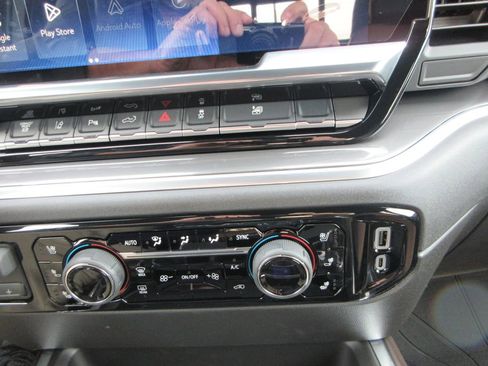 New 2026 Chevrolet Silverado 3500 High Country w/ High Country Premium Package image 40