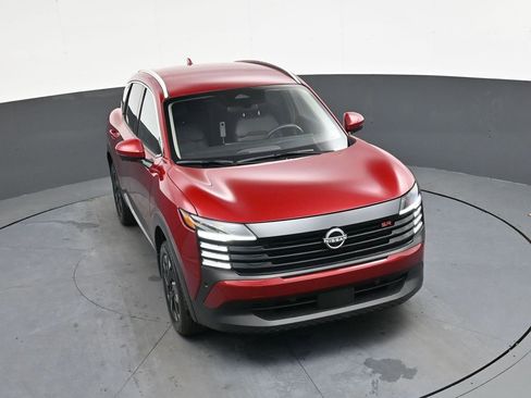 Used 2025 Nissan Kicks SR image 28