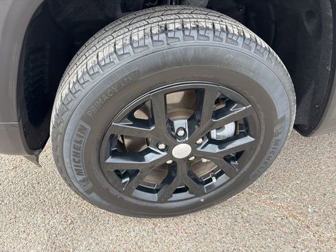 Used 2023 Jeep Grand Cherokee L Limited image 26