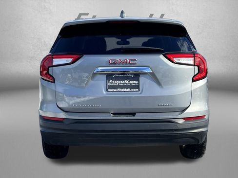 Used 2024 GMC Terrain SLE image 6