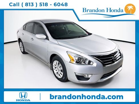 Used 2014 Nissan Altima 2.5 S w/ Display Audio Package image 1