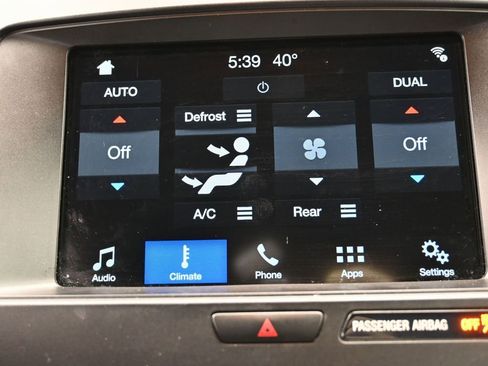 Used 2018 Ford Explorer XLT w/ Equipment Group 201A image 23