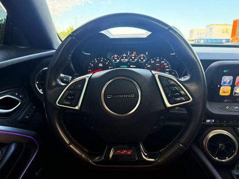 Used 2018 Chevrolet Camaro SS image 17