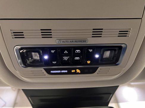 Used 2026 Lincoln Nautilus Premier w/ Equipment Group 102A image 26