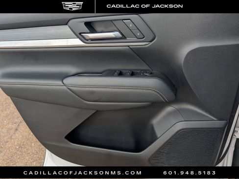 Used 2025 GMC Terrain Elevation image 20