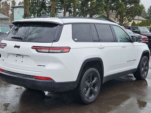 New 2025 Jeep Grand Cherokee L Limited w/ Black Appearance Package image 7