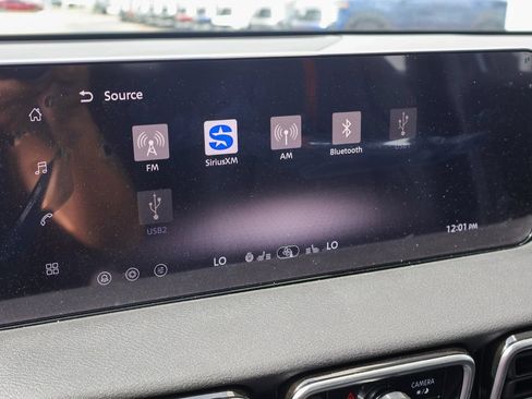 New 2026 Nissan Sentra SR w/ SR Premium Package FWD image 5