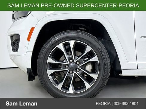 Used 2023 Jeep Grand Cherokee Overland image 32