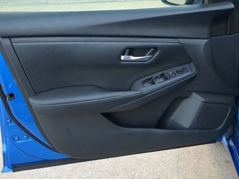 Used 2023 Nissan Sentra SV image 13