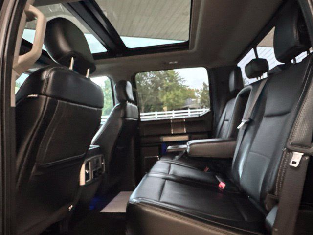 Used 2018 Ford F250 Lariat w/ Lariat Ultimate Package AWD/4WD image 32