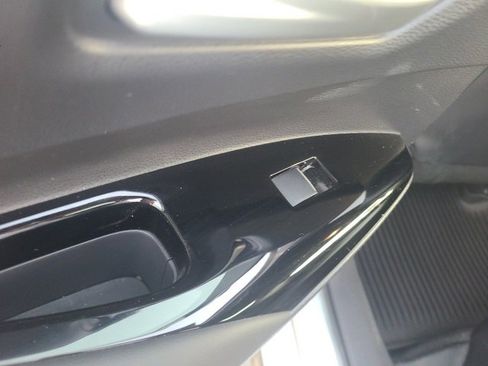 Used 2020 Toyota Corolla XSE image 15