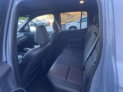 Used 2023 Honda Ridgeline Black Edition image 3