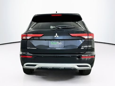 Used 2024 Mitsubishi Outlander SE AWD/4WD image 7