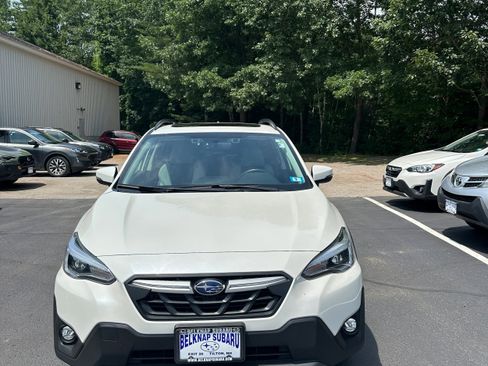 Used 2023 Subaru Crosstrek 2.5i Limited AWD/4WD image 2