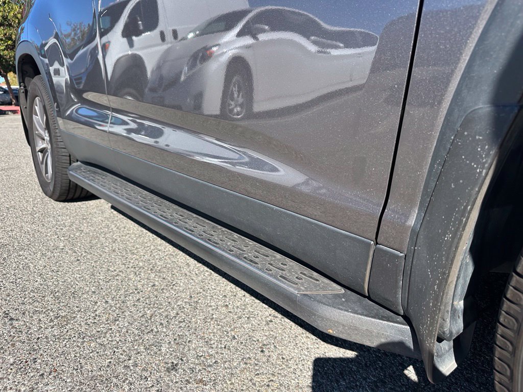 Certified 2019 Toyota Highlander XLE FWD image 6