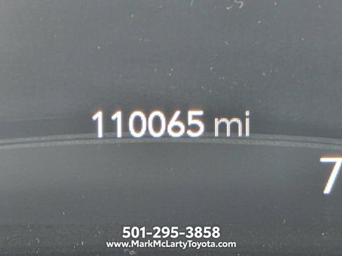 Used 2021 Chrysler Pacifica Touring FWD image 24