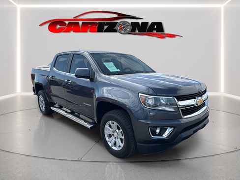 Used 2017 Chevrolet Colorado LT w/ LT Convenience Package RWD image 2