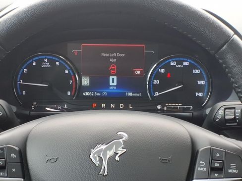 Used 2022 Ford Bronco Sport Outer Banks w/ Tech Package AWD/4WD image 9