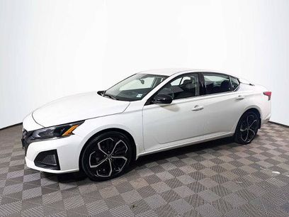 Certified 2025 Nissan Altima 2.5 SR